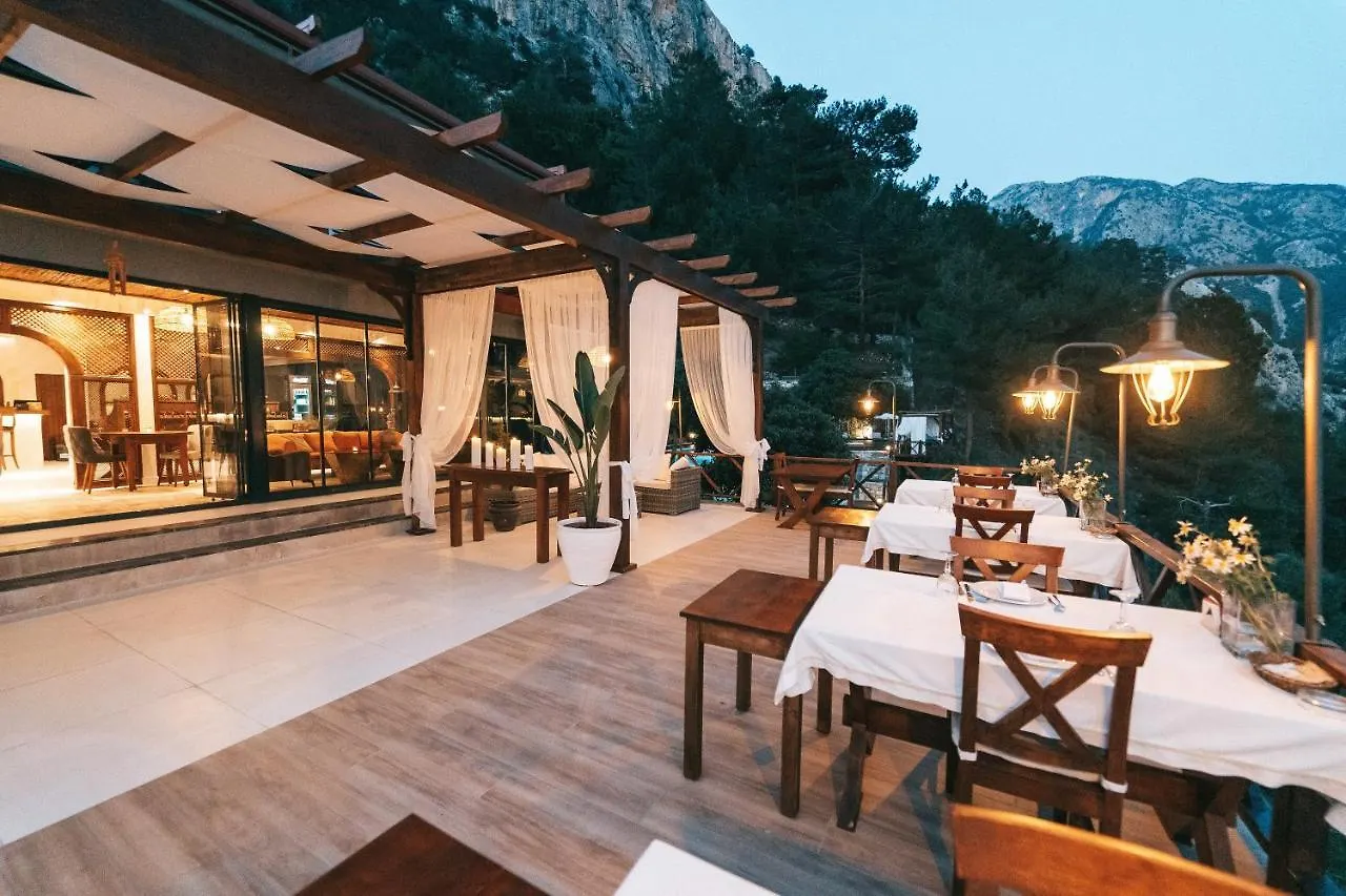 Lissiya Hotel Фаралия 4*,