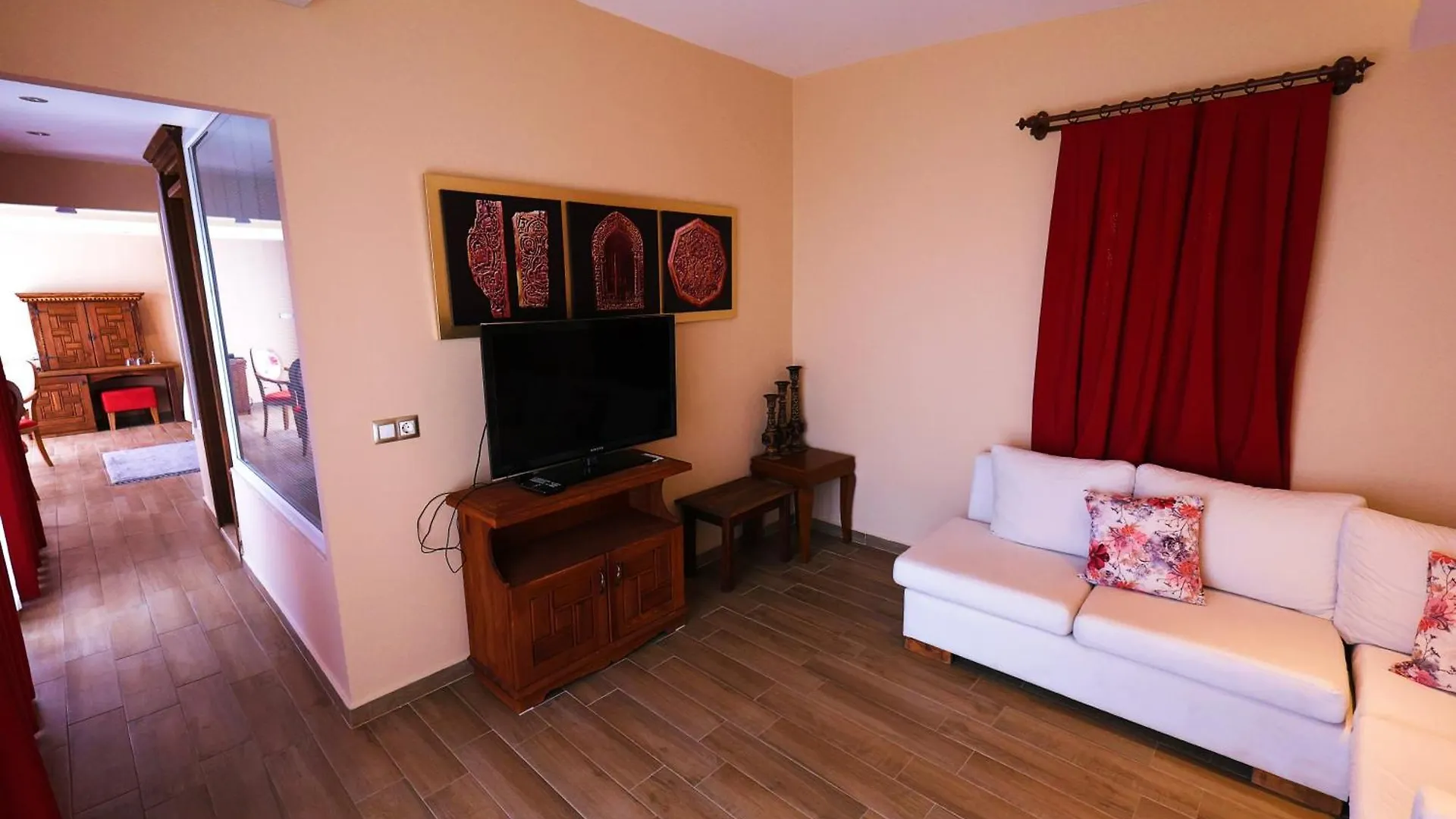 Lissiya Hotel Faralya